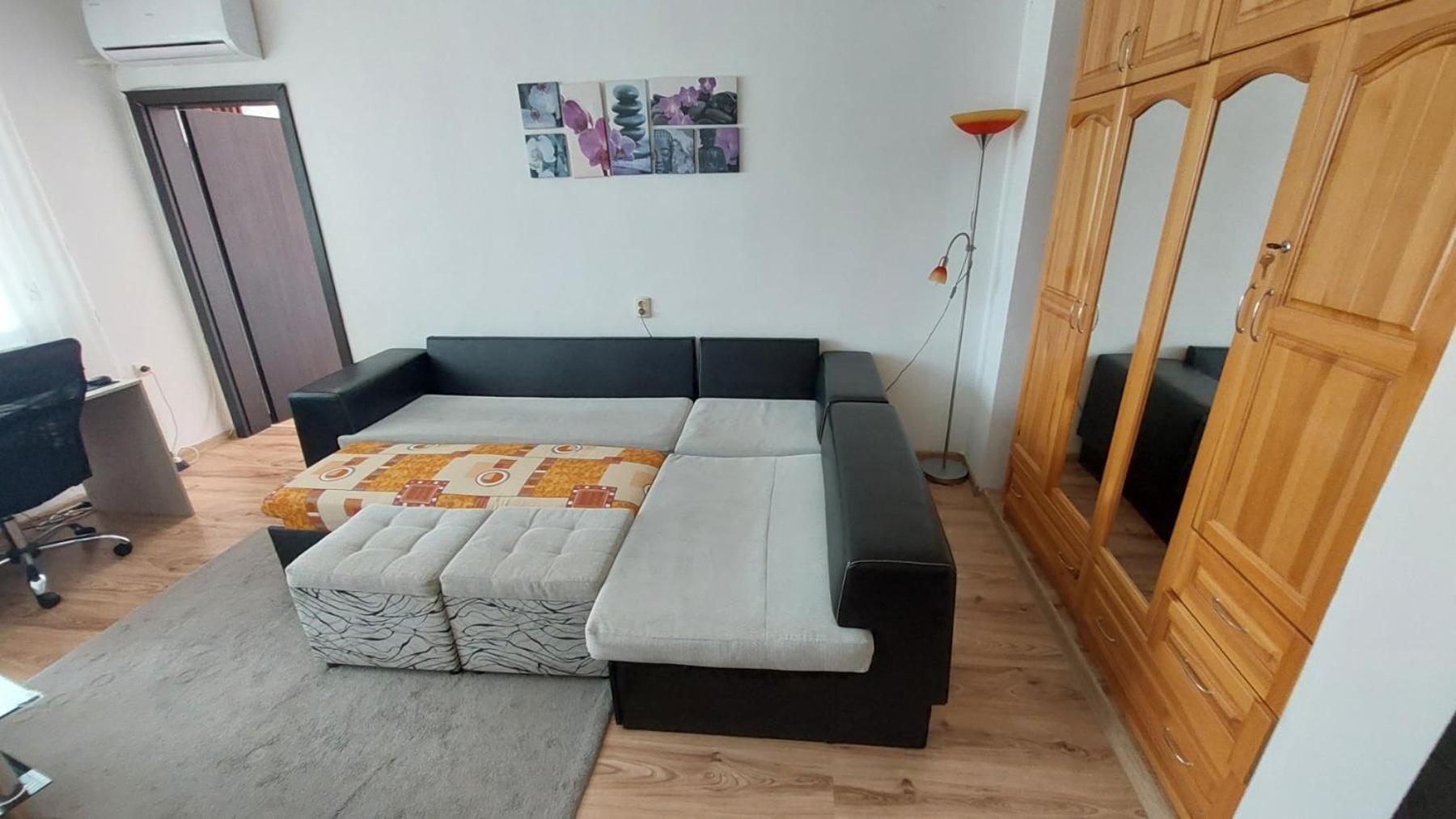 3 Rooms Apartment, Top Center, 1St Floor, Aubg, Free Parking, Pc I5 Ssd, 3 Led Tvs 200 Channels, Wifi, Terrace, Easy-Late Check-In, Stay Before Greece Благоєвград Екстер'єр фото